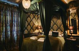 101 house at the end WEB 098