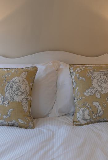 Apt 3 bed 1994271953