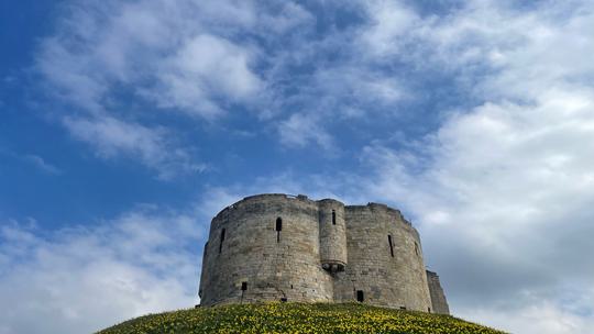 B1 F644 B5 6685 42 C5 8 C34 F2 AA8075 D9 B5