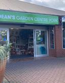 Deans Garen Centre York Entrance 10 24 1